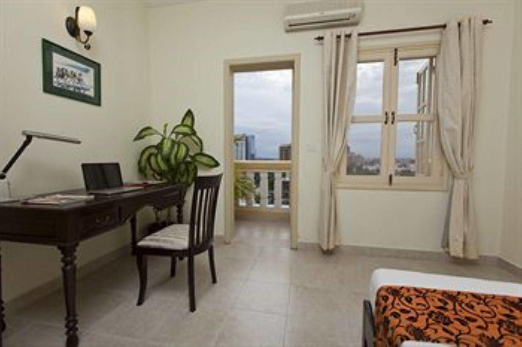 Grand Residence Phnom Penh Exterior foto
